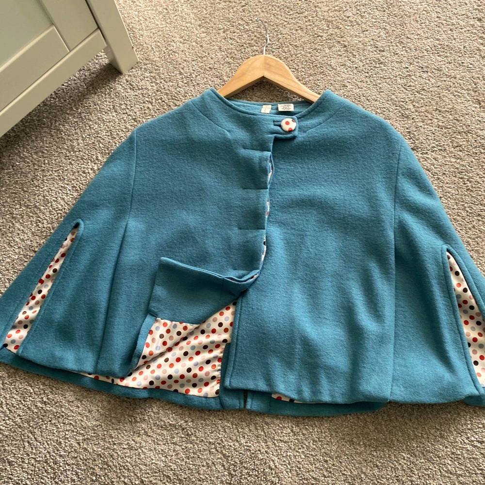 Capelet - Picture 3 of 8